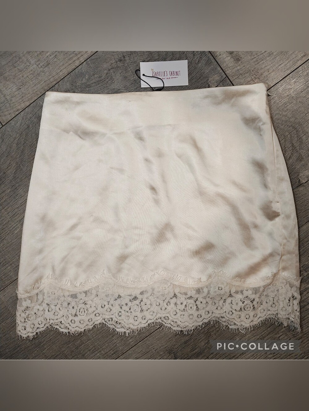 🔥NWT Isabelle's Cabinet Ivory Satin Lace-Trim Mini Skirt🔥